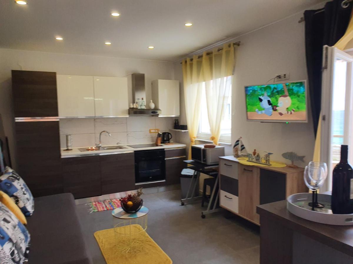 Apartment Pikulo Novalja Eksteriør bilde