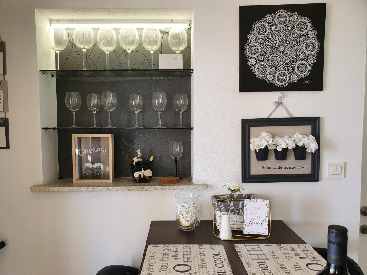 Apartment Pikulo Novalja Eksteriør bilde